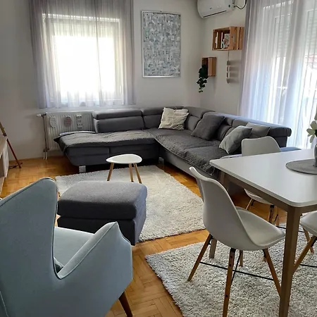 Apartament Cista Desetka 2 *